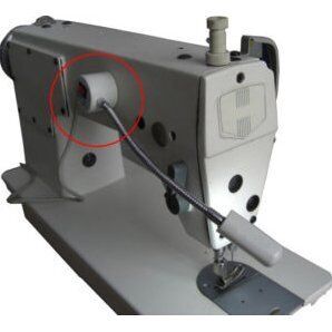 Sewing Machine Working gooseneck Lamp + 17 LED light, with Magnetic Mounting Base (Include a UK 3 Pin Plug)