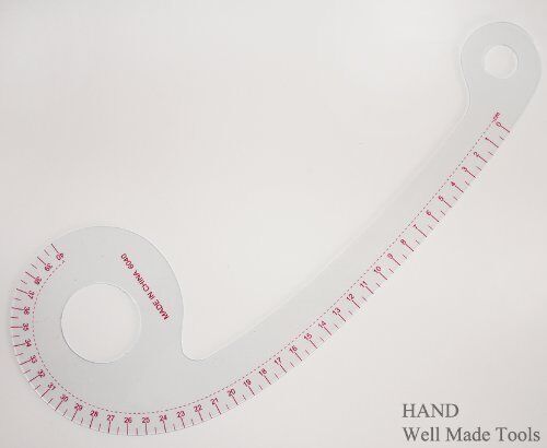 Close-up of the curved edge of the pattern ruler