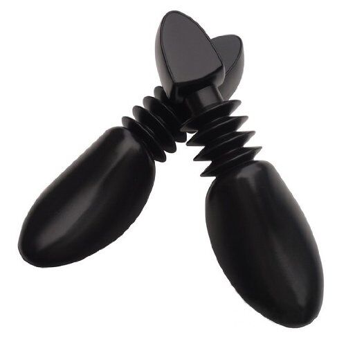 Close-up of shoe stretcher mechanism for adjusting size