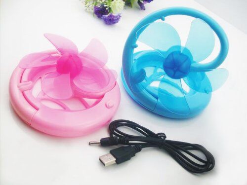 Close-up of the USB connection of the fan