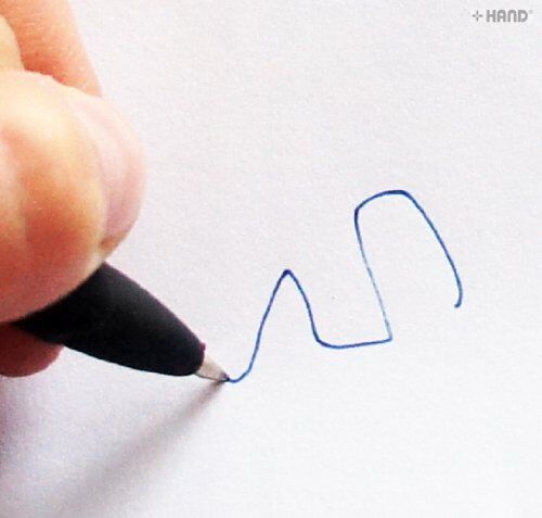 Close-up of 0.5mm fine point tip of the black ink pen