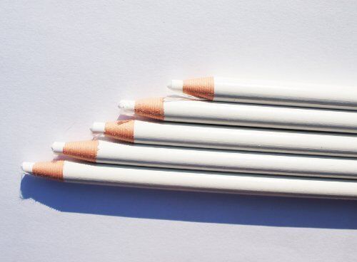 Pack of 6 non-sharpening wax china marker pencils in white.