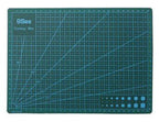 Small cutting knife next to the A3 cutting mat