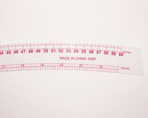 Close-up of the trousers shape on the curve ruler