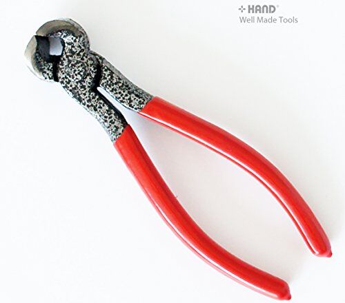 Close-up of the cutting edge of the 160mm plier tool.