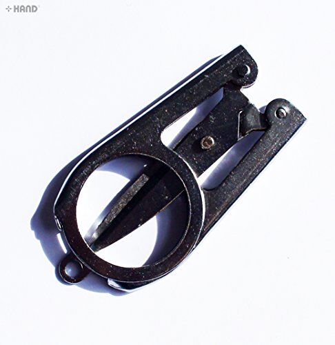 Close-up of the cutting edge of the large scissors