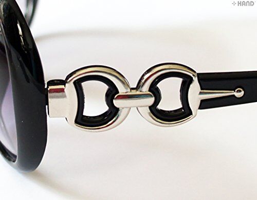 Close-up of the second pair of ladies sunglasses in a different colour.
