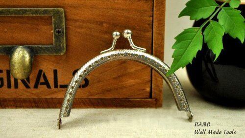 Arched small purse frame 8cm in silver finish