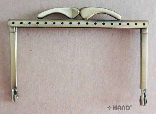 Medium antique bronze coin purse frame with clasp lock