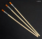 Set of 3 flat oil paint brushes in assorted sizes