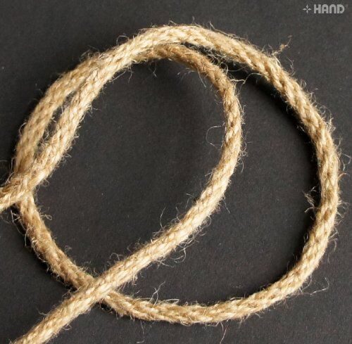 Close-up of the 6mm diameter Brown Plait Rough Rope Cord