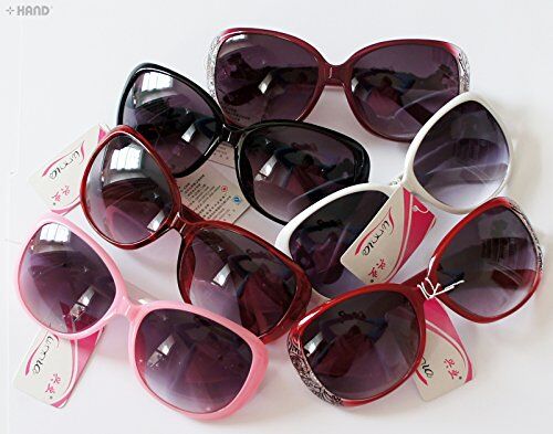 Close-up of the UV400 protection label on the sunglasses.