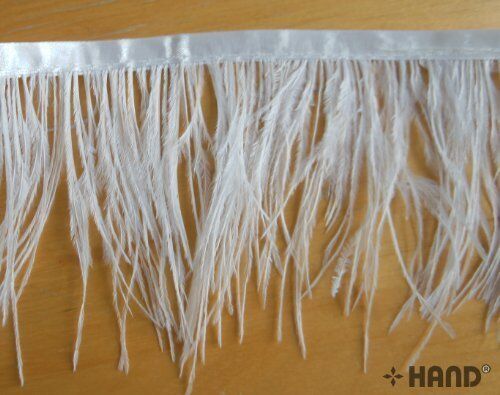 Full length view of 2 metres of white ostrich feather fringe trim.