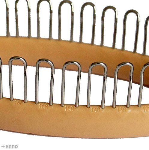 Needle point awl included in the peg knitting loom set