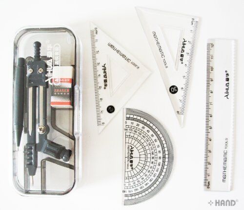 Close-up of the automatic refillable pencil included in the kit.