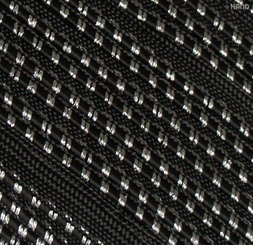 Detail of the silver edge on the 10mm pipe trim