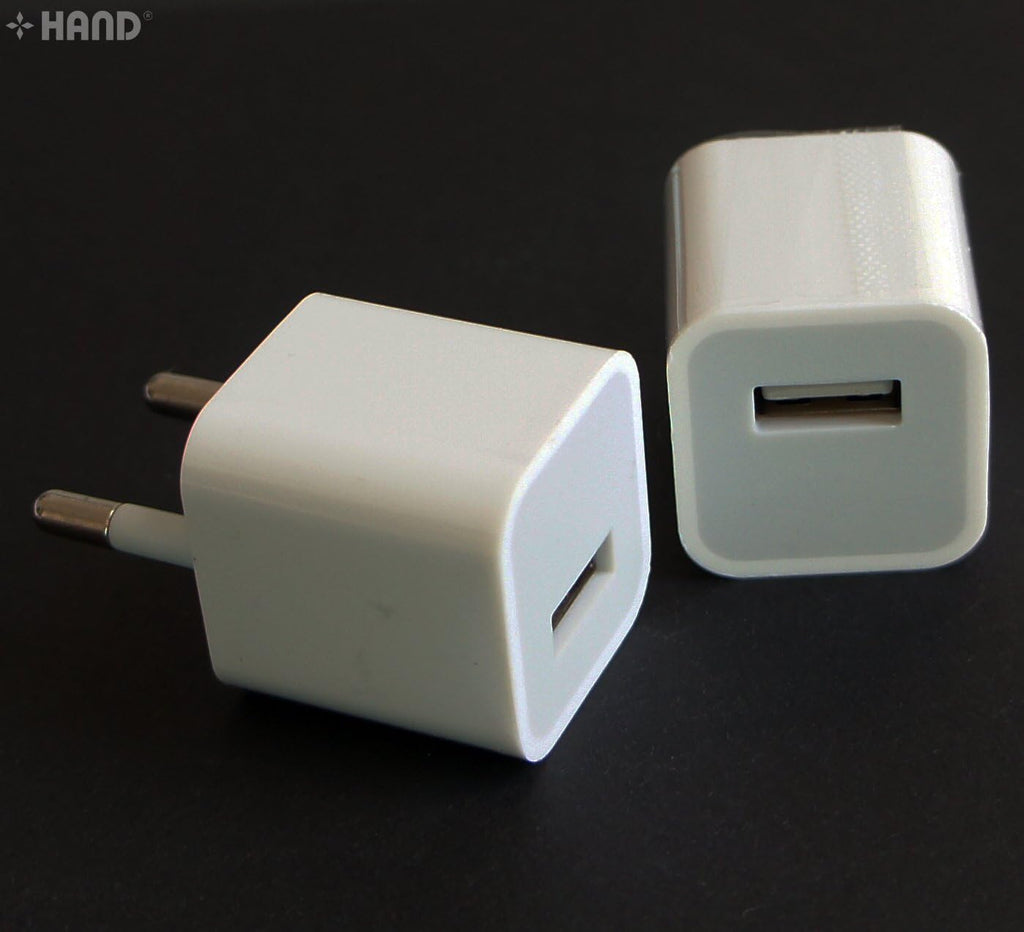 Side view showcasing the USB port of the power adaptor.