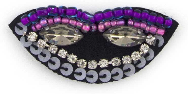 Close-up of the funky lips sequin embellishment.