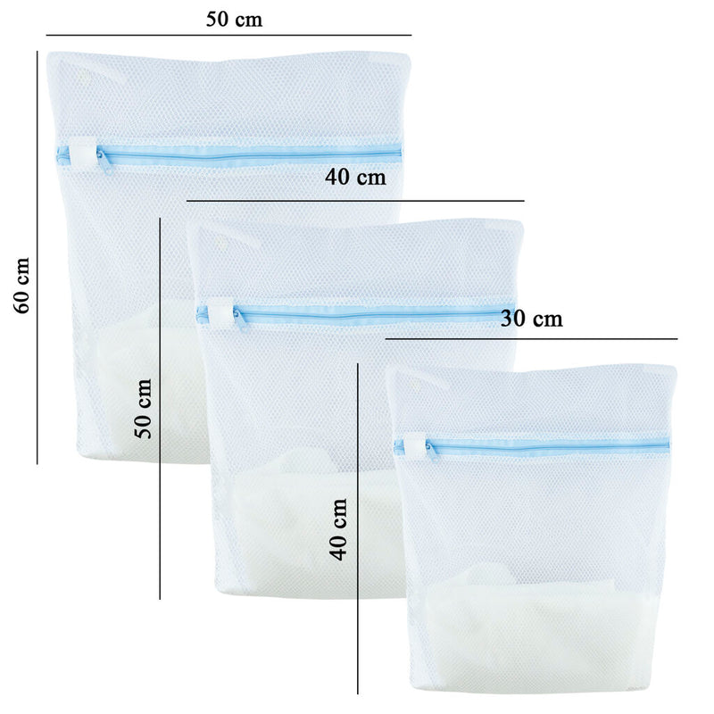 Small tough dense net laundry wash bag, 30 x 40 cm.