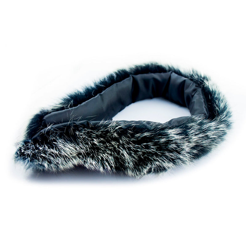 Luxurious black and white fake fur collar displayed on a mannequin.