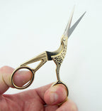 Side view of the 12 cm stork embroidery scissors