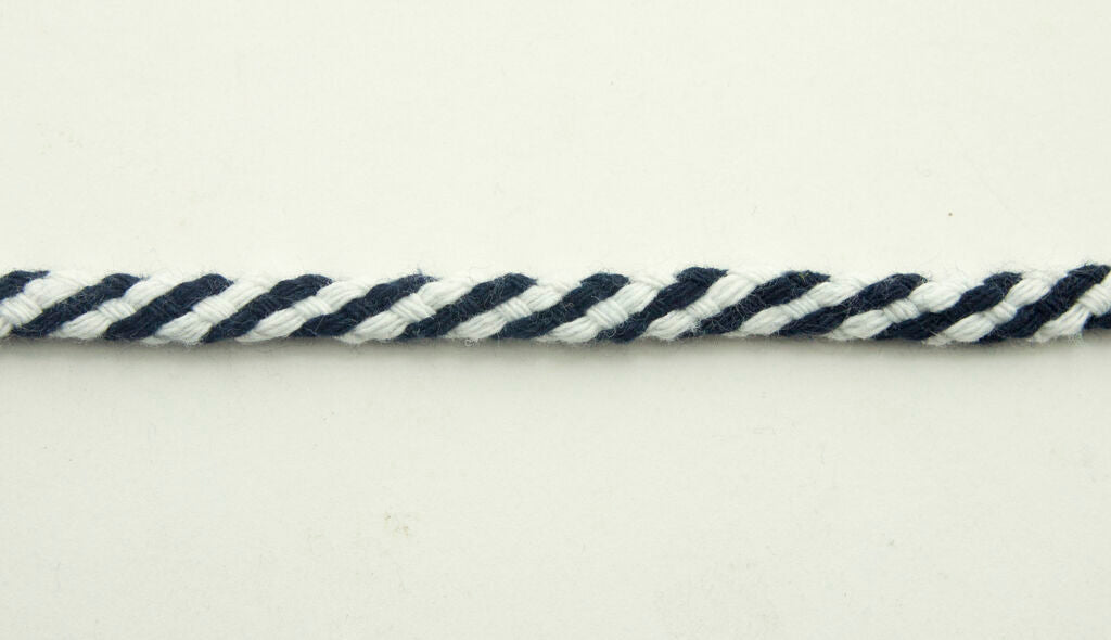 Close-up of 6mm cotton rope trim showing texture and pattern.