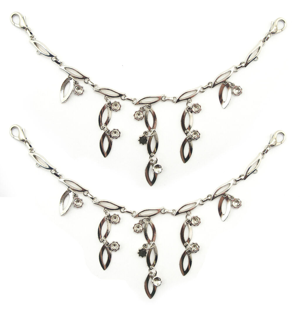 Silver tone metal leaf link chain with lobster clasps.