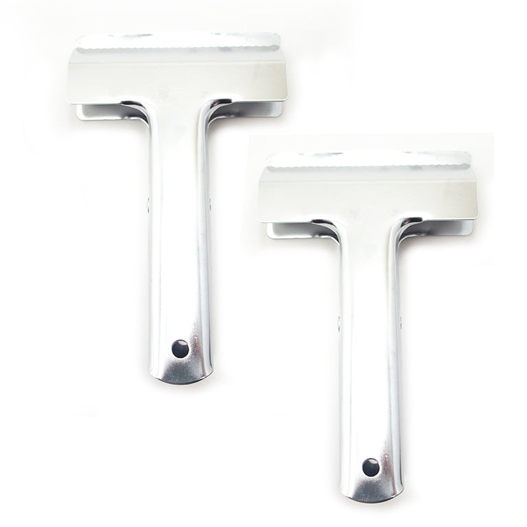 Close-up of the metal fabric clamp's jaw teeth