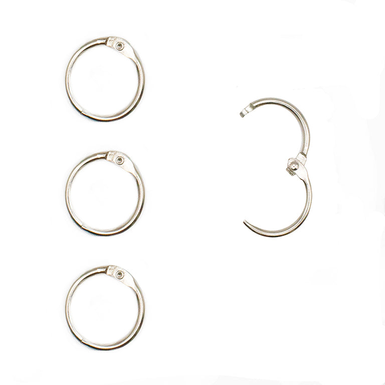 Package displaying the 8 binder rings with dimensions and thickness.