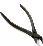 Close-up of the cutting edge of the leather pincer plier