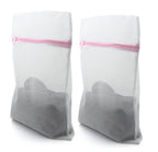 Close-up of the tough mesh fabric of the laundry bag.