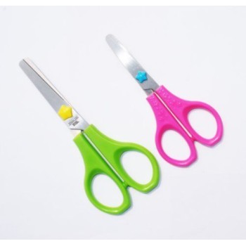 A Pair of Kids- Safe Blunt Tip Scissors 5" & 4.1"