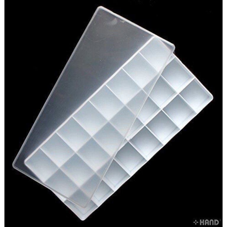 R604 Handy Plastic Artists Palette Box with Lid, 24 Wells, Perfect for Oil Colours, Acrylics - Pack of 2 R604 Handy Plastic Artists Palette Box with Lid, 24 Wells, Perfect for Oil Colours, Acrylics - Pack of 2