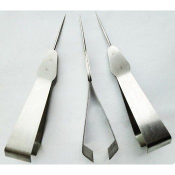 Fabric Picker/ Tweezers & Awl In One 12cm, 5 Inch Fabric Picker/ Tweezers & Awl In One 12cm, 5 Inch