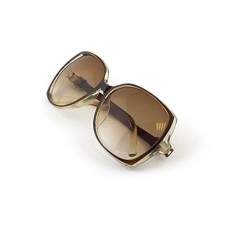 Fashionable Ladies' Sunglasses with Stylish 'CG' Temple Motif - Brown