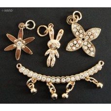 HAND ® A14 Metal Gold Tone DIY Accessories Making Embellishements with Diamote Gems - Pack of 4