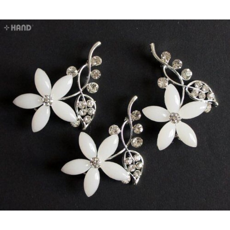 3 Clear Crystal and Silver Flower Brooches 3 Clear Crystal and Silver Flower Brooches