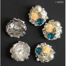 HAND BR42 Beautiful Elegant Look Buttons - pack of 5