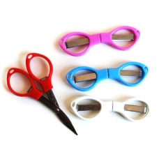 2 Pieces of No.0921 Convenient Travel Folding Safety Small Scissors 4 Inch