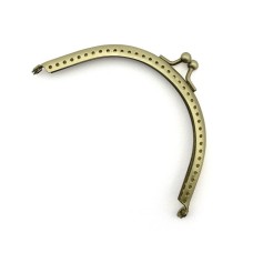 HAND Purse Frame PF28 Gold Colour Round Shape with Kiss Clasp and Perforated Decoration