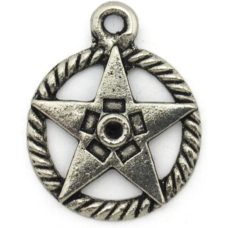 HAND Silver Metal Circled Star Pendants with Details - for Necklaces, Jewellery, Clothing, Bags and Accessories - Pack of 5 HAND Silver Metal Circled Star Pendants with Details - for Necklaces, Jewellery, Clothing, Bags and Accessories - Pack of 5