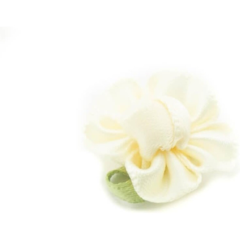 HAND H0686 Pretty Ribbon Bow Sew On Trim with Coloured Fabric Flower and Bud for Clothing Embellishment 23 mm x 18 mm Pack of 20, Cream HAND H0686 Pretty Ribbon Bow Sew On Trim with Coloured Fabric Flower and Bud for Clothing Embellishment 23 mm x 18 mm Pack of 20, Cream