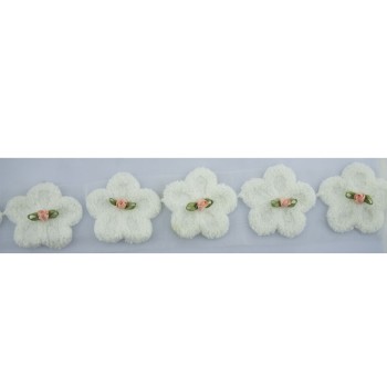 HAND Knitted Snow White Flower with Rose Fabric Decorative Trim Sew on Trim w/ net Backing - Half Metre Appx 7pcs (7x7cm)