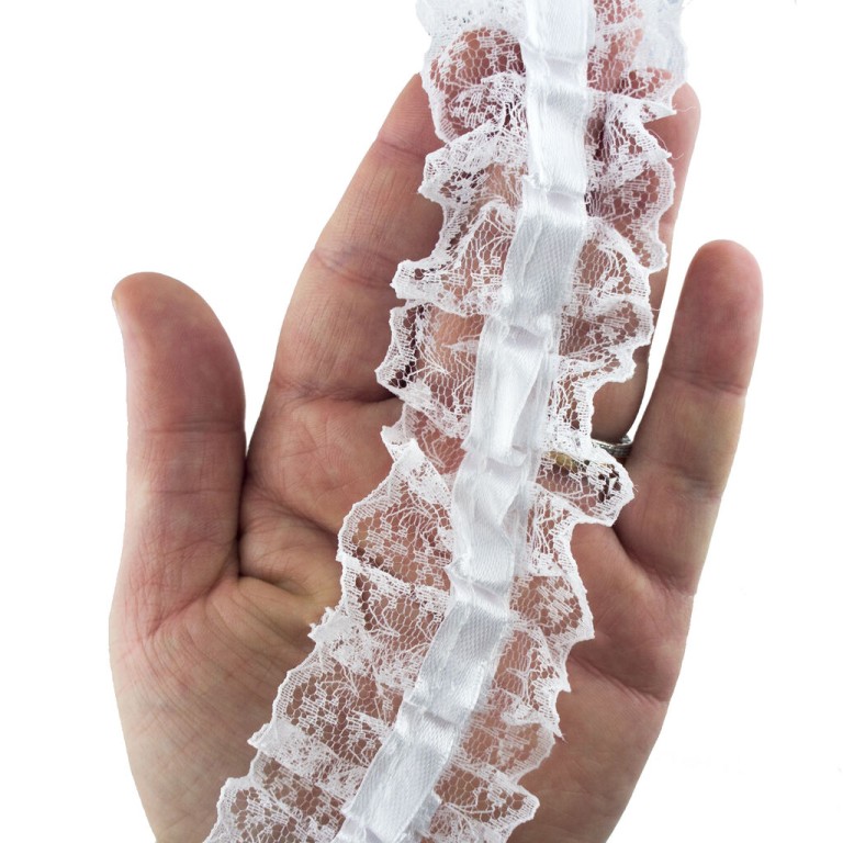 HAND® HB-723 Pretty Bra, Stockings Decorative Sew On White Lace Trim Non-Stretch 4cmW - 3 Metres HAND® HB-723 Pretty Bra, Stockings Decorative Sew On White Lace Trim Non-Stretch 4cmW - 3 Metres
