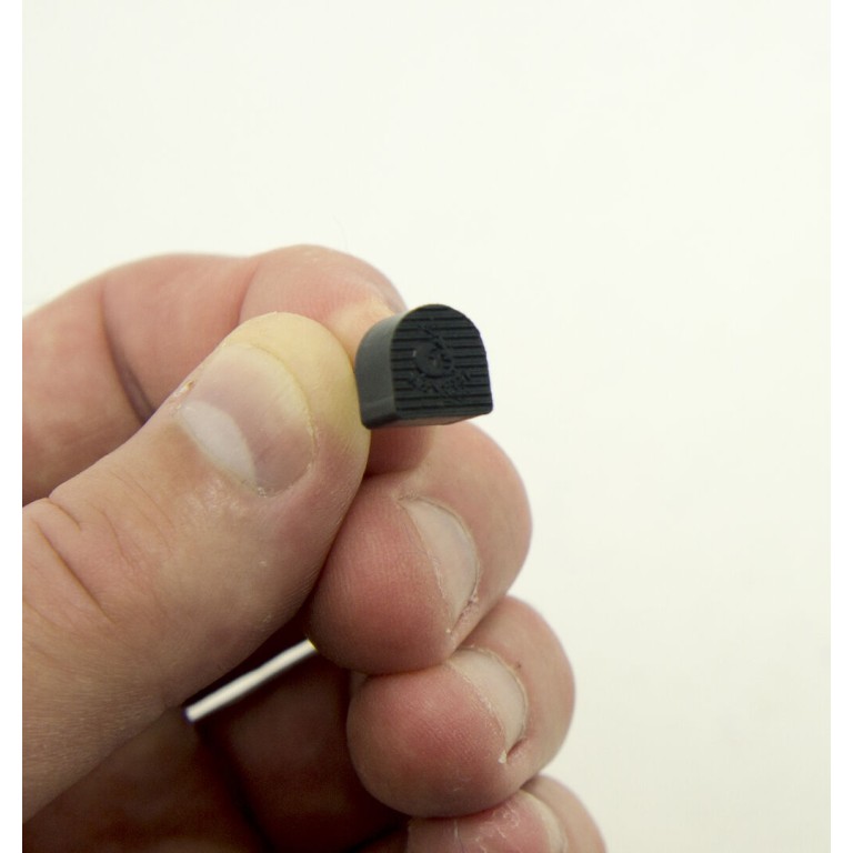 HAND® Black 604 Model T-2R Super Wear Resistance U Shape Ladies Shoe Heel Tips for Shoe Repair 10x10mm - Pack of 10 Pairs HAND® Black 604 Model T-2R Super Wear Resistance U Shape Ladies Shoe Heel Tips for Shoe Repair 10x10mm - Pack of 10 Pairs