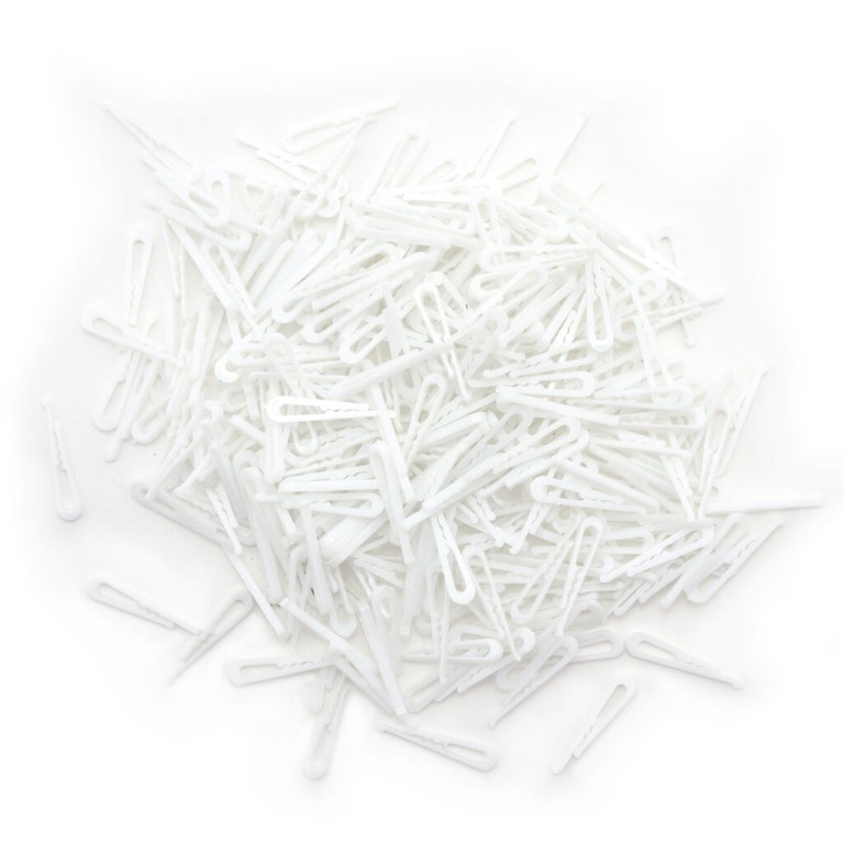 HAND® Small White Plastic Garment Alligator Butterfly Shirt Clips 40 x 8 mm - Pack of 1000 HAND® Small White Plastic Garment Alligator Butterfly Shirt Clips 40 x 8 mm - Pack of 1000