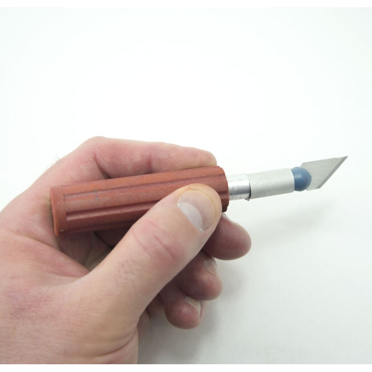 HAND® 13 Piece Precision Craft Knife Set -with13 Blades, 3 Handles and Comfort Grip HAND® 13 Piece Precision Craft Knife Set -with13 Blades, 3 Handles and Comfort Grip