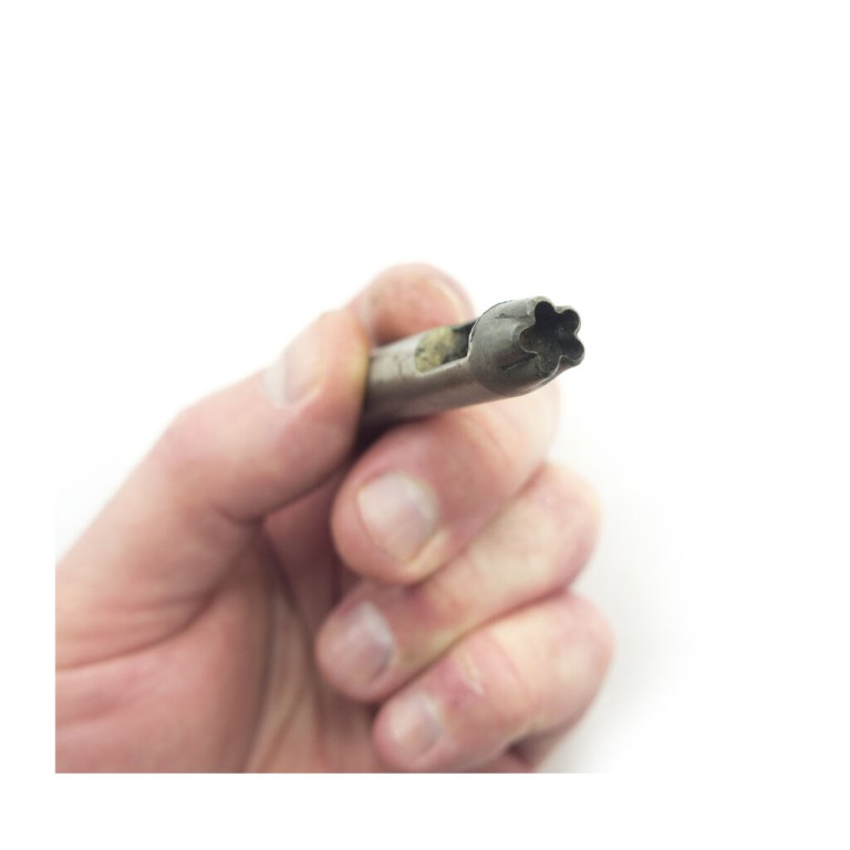 HAND® Steel Leather Punch Tool for Shoes, Belts, Bags, Craft DIY Hollow Punch - 5 Point Rounded Star 9 mm HAND® Steel Leather Punch Tool for Shoes, Belts, Bags, Craft DIY Hollow Punch - 5 Point Rounded Star 9 mm