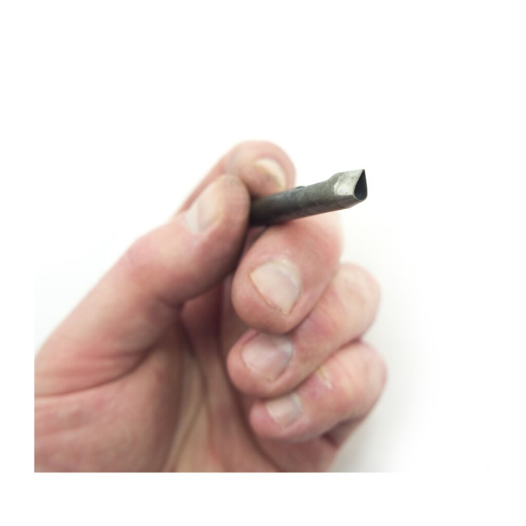 HAND® Steel Leather Punch Tool for Shoes, Belts, Bags, Craft DIY Hollow Punch - Teardrop 5 mm HAND® Steel Leather Punch Tool for Shoes, Belts, Bags, Craft DIY Hollow Punch - Teardrop 5 mm