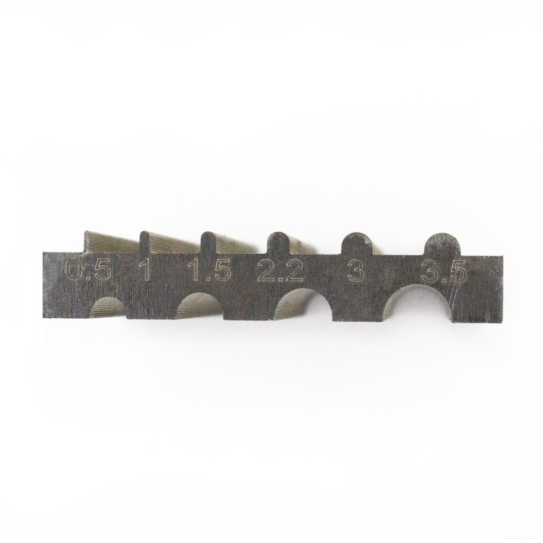Steel Leather Edge Bevelers Sharpen Grinding, measuring 50 x 45 x 9 mm Ideal for Leather Crafting - 2 Square Male Sides Steel Leather Edge Bevelers Sharpen Grinding, measuring 50 x 45 x 9 mm Ideal for Leather Crafting - 2 Square Male Sides